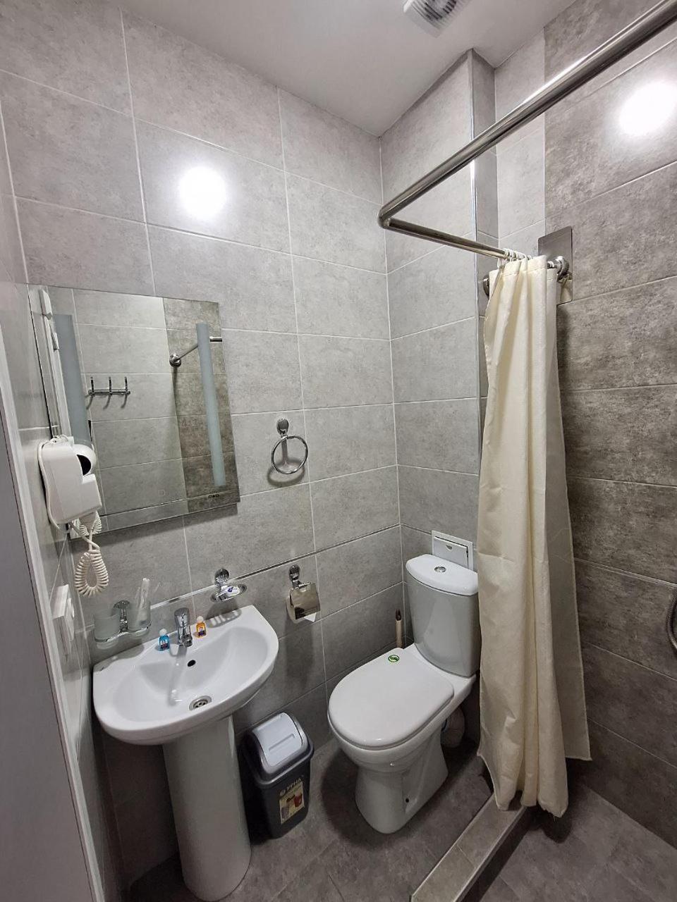 סמרקנד Old Station Hotel מראה חיצוני תמונה