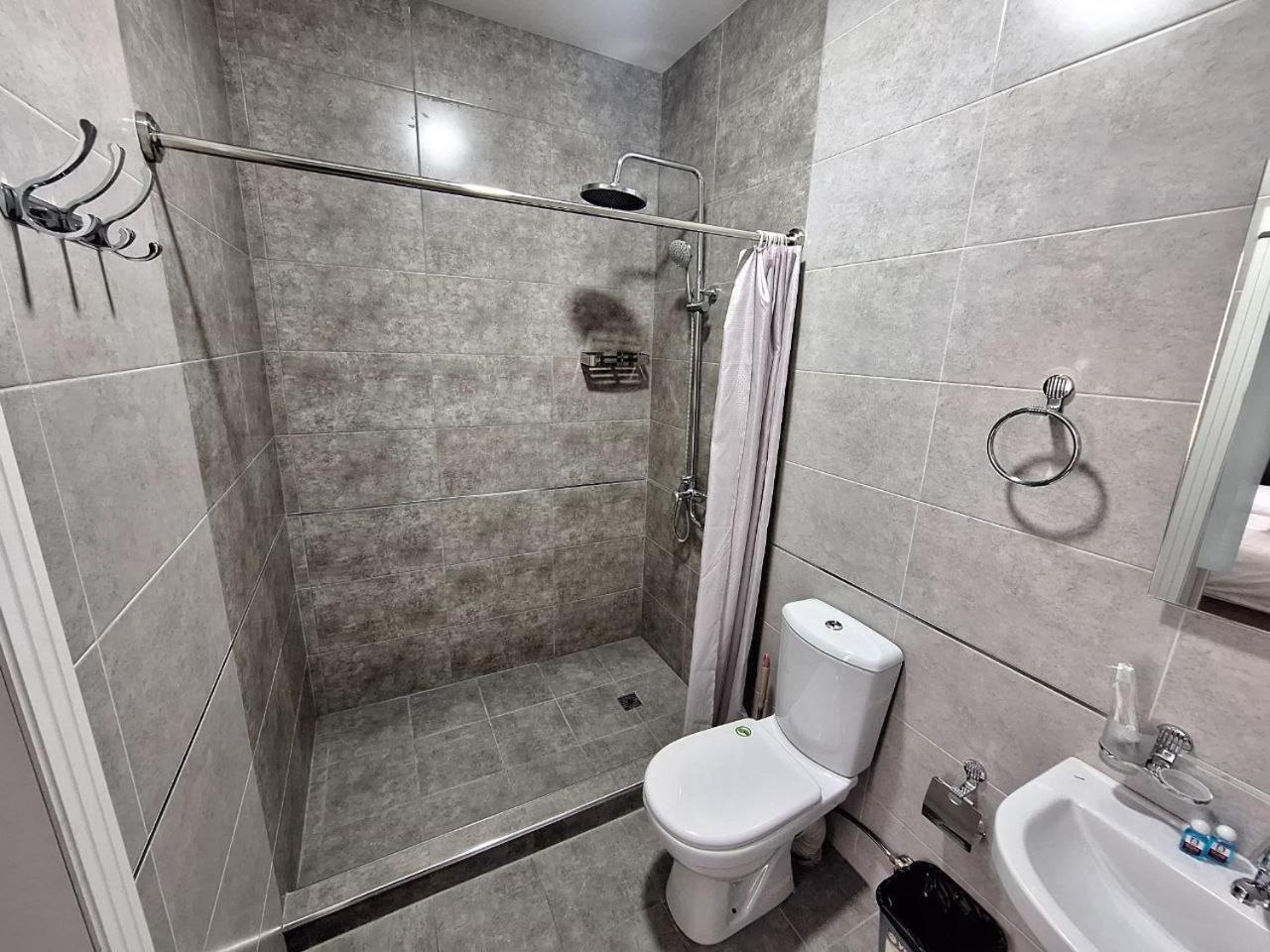 סמרקנד Old Station Hotel מראה חיצוני תמונה