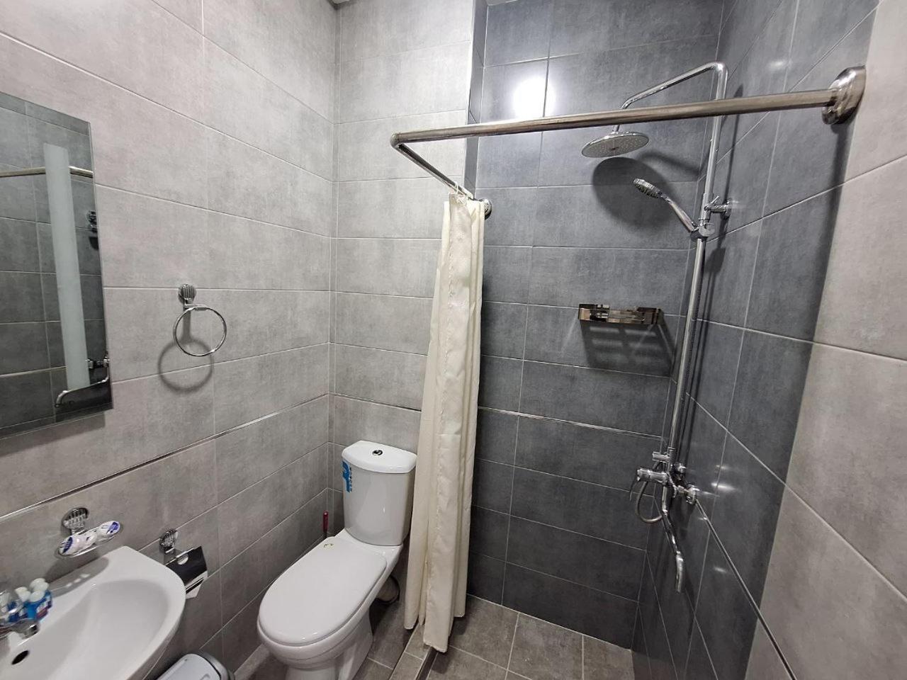 סמרקנד Old Station Hotel מראה חיצוני תמונה
