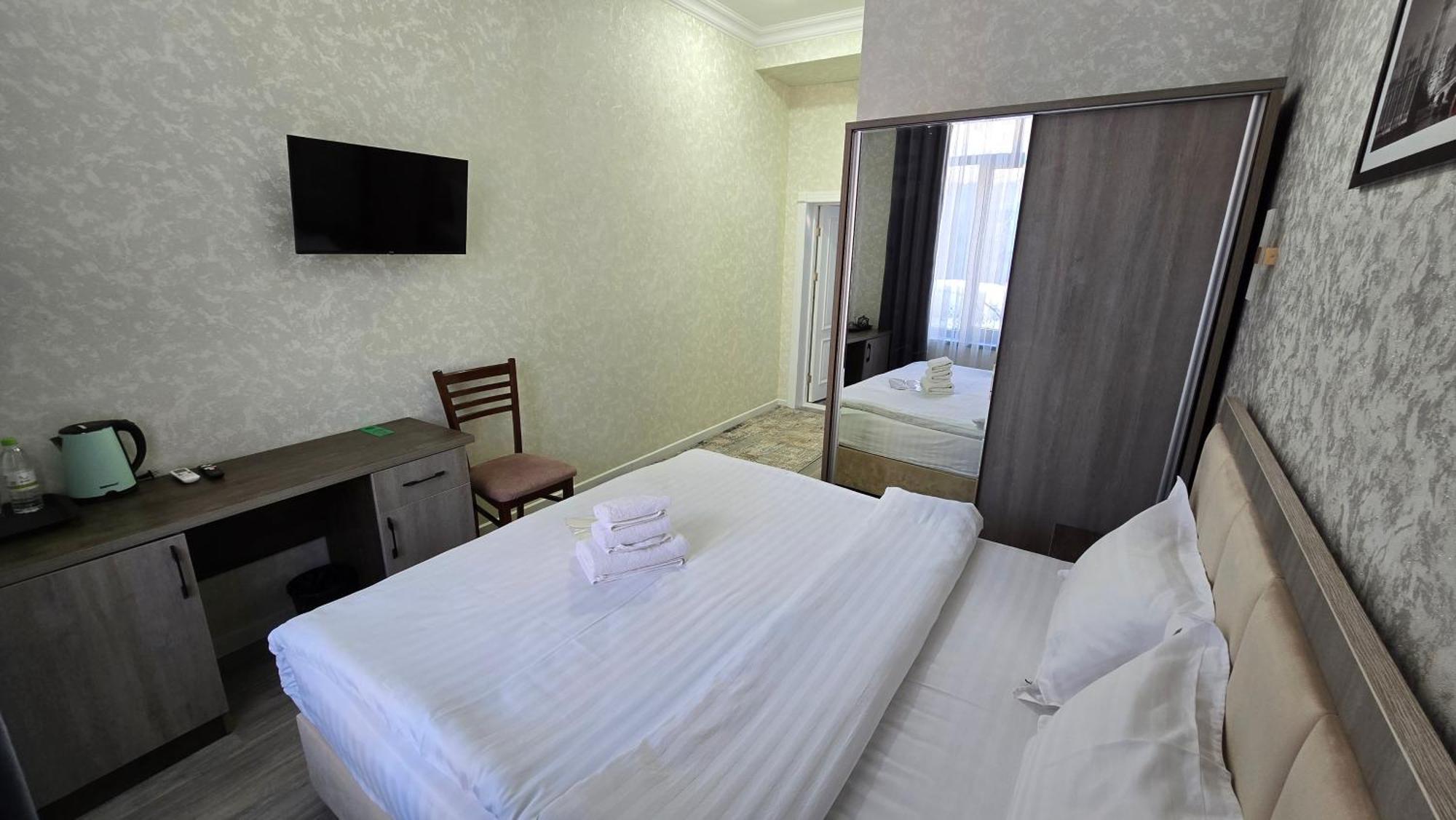סמרקנד Old Station Hotel מראה חיצוני תמונה